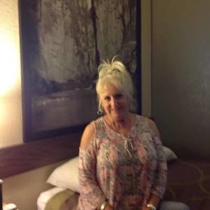 Meet your Posher, Connie